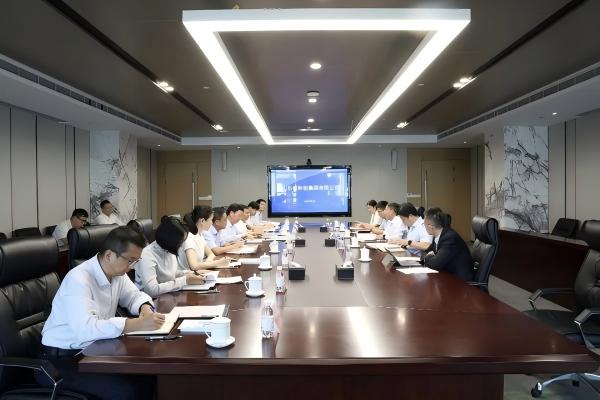 鲁信集团党委书记、董事长朱华建一行到访山东科创